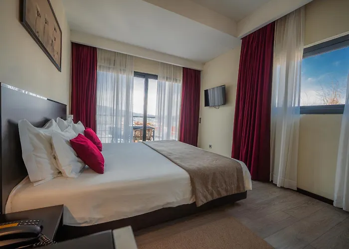 Sao Pedro - Hotel Arouca